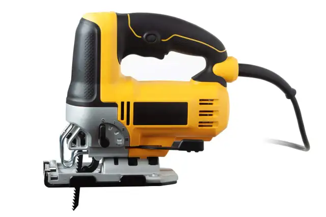 Żółto-czarna wyrzynarka do precyzyjnego cięcia drewna, plastiku i metalu. Idealna do tworzenia skomplikowanych kształtów.