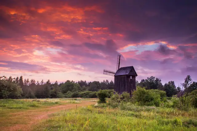 Skansen Ziemi Kieleckiej – odkryj fascynującą historię i atrakcje