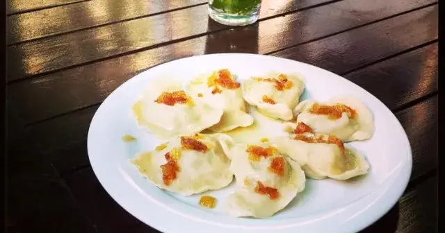 Gdzie zjeść w Żywcu? Odkryj najlepsze restauracje i lokale