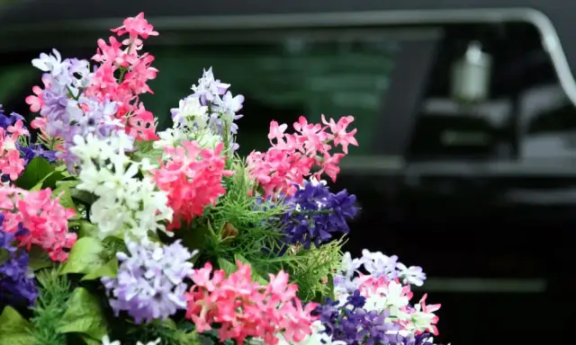 Kiedy pogrzeby w Polsce? Poznaj ważne zwyczaje i terminy