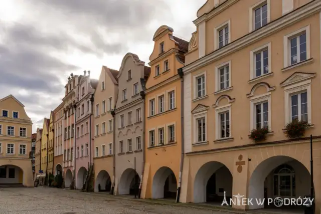 Jelenia Góra: przewodnik po atrakcjach, zabytkach i Karkonoszach