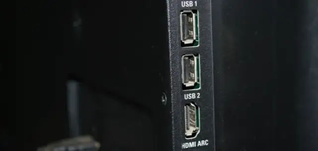 Jak podłączyć smartfona do telewizora przez USB - proste kroki i porady