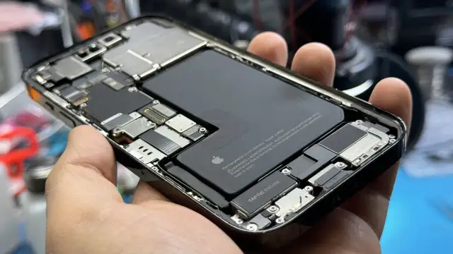 Jak naprawić ładowarkę iPhone i uniknąć problemów z ładowaniem