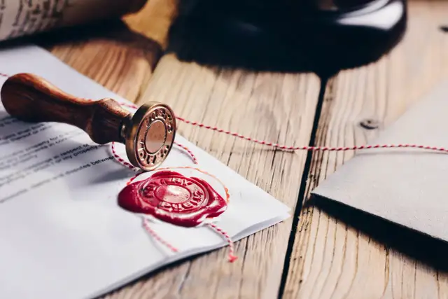 Ile kosztuje aneks do aktu notarialnego? Sprawdź ukryte opłaty