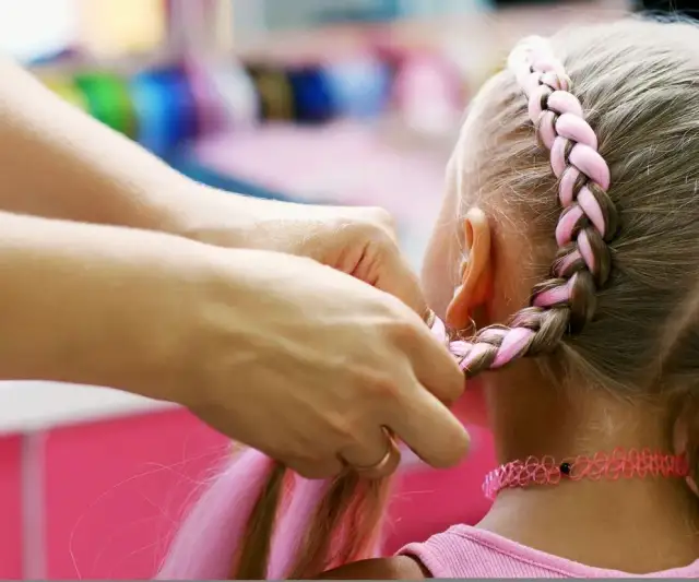 Ile kosztuje warkoczyk nad morzem? Ceny, które mogą zaskoczyć