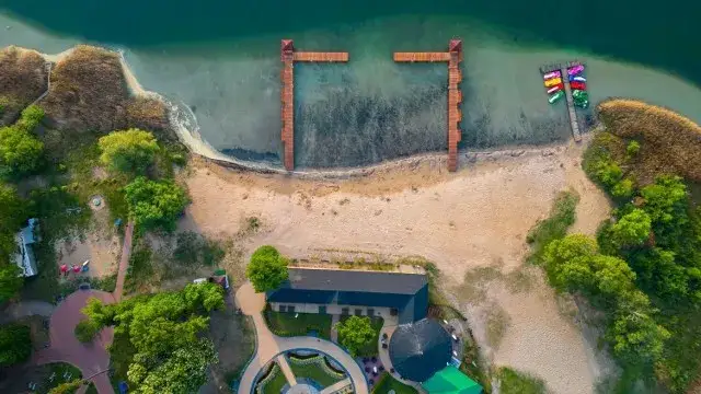 Ostrowo Jezioro Powidzkie – idealne miejsce na relaks i przygodę