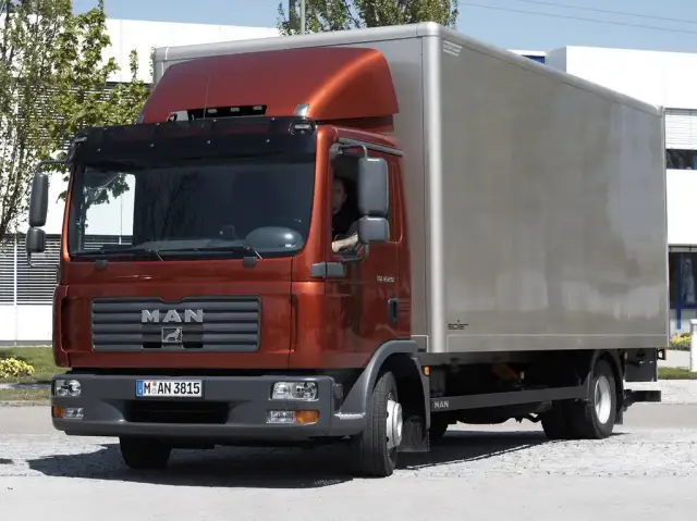 Prawo jazdy kat C – jakie pojazdy możesz prowadzić i na co uważać?