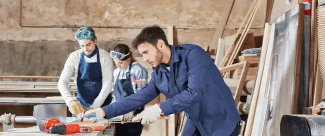 Jak zatrudnić praktykanta ucznia i uniknąć problemów prawnych