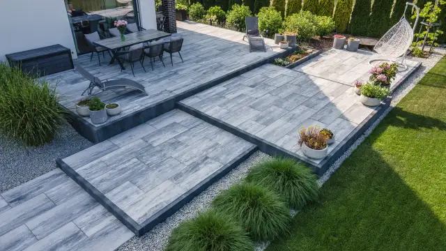 Taras marzeń: Jak urządzić? Pomysły, materiały i budżet