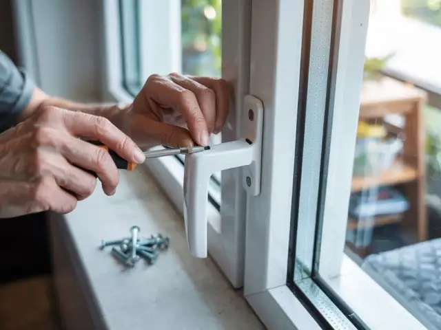 Jak zrobić okno metalowe: Kompletny poradnik krok po kroku