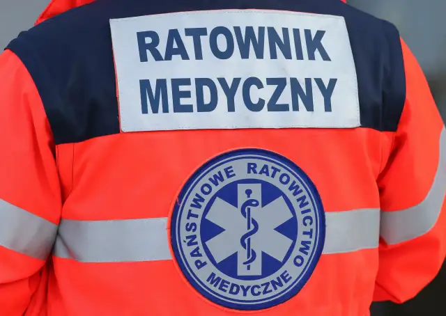 Ile godzin pracuje ratownik medyczny? Odkryj zaskakujące fakty o dyżurach