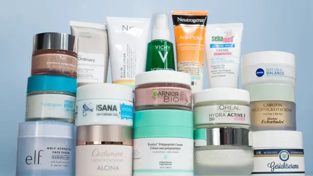 Trockene Haut? Die beste Creme mit Hyaluron, Ceramiden & Urea