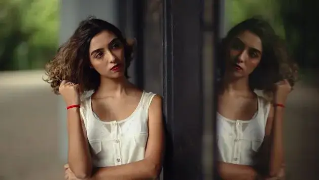 Odbicie lustrzane w Photoshopie: Prosty poradnik krok po kroku