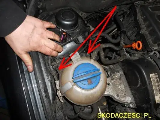 Jak wymienić chłodnicę w Skodzie Fabii bez zbędnych problemów