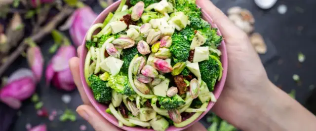 Dania wegańskie – co to jest i dlaczego warto je jeść?