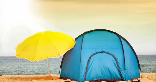 Gdzie pod namiot nad morze? Najlepsze miejsca na kemping w Polsce