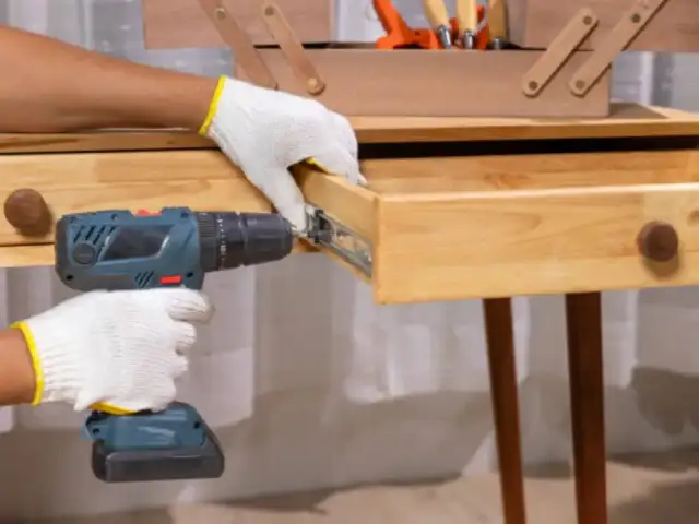 Jak zamontować szyne do szuflady – uniknij najczęstszych błędów