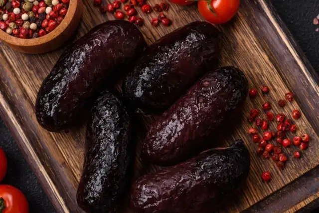 Przepis na kaszankę z grilla, który zachwyci Twoich gości