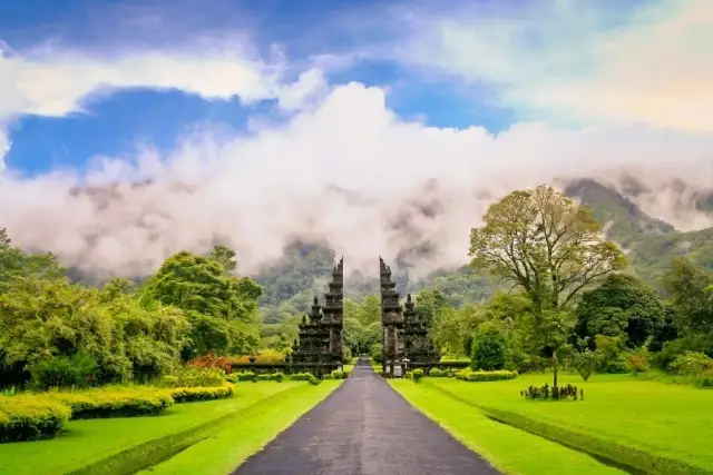 Bali co zwiedzić: Odkryj niezwykłe miejsca, które Cię zaskoczą