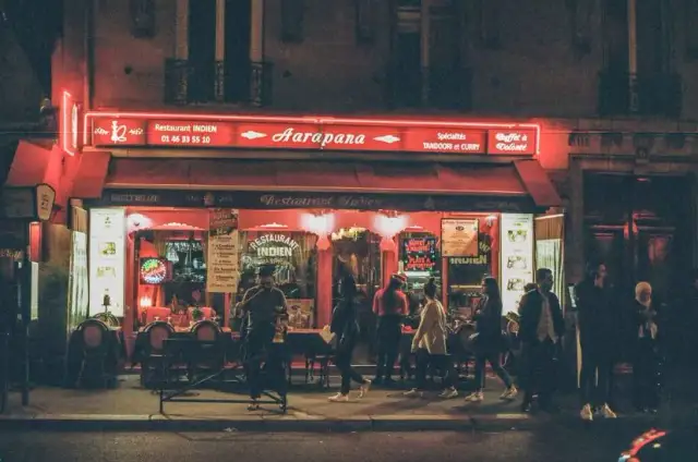 Czy w Paryżu jest bezpiecznie? Oto, co musisz wiedzieć przed wyjazdem