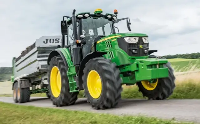 Ile kosztuje ciągnik John Deere? Ceny, które Cię zaskoczą