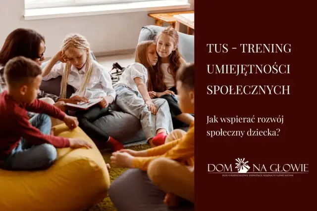 Dzieci uczestniczą w treningu umiejętności społecznych, ucząc się współpracy i komunikacji.