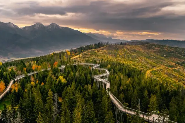 Słowacja czeka! Odkryj jej najpiękniejsze miejsca i zaplanuj podróż