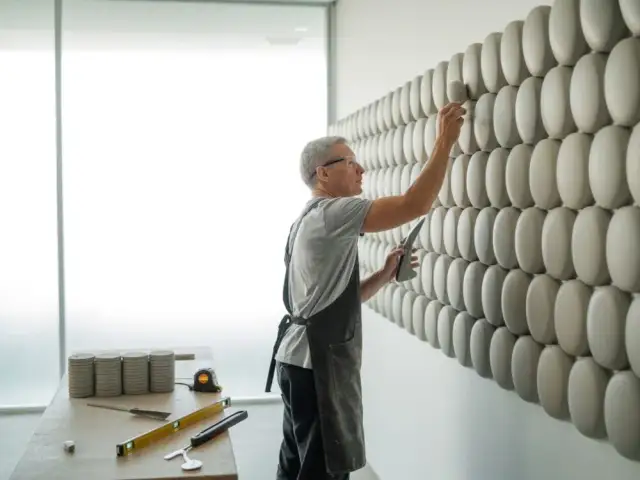 Jak układać kamień dekoracyjny betonowy - uniknij najczęstszych błędów