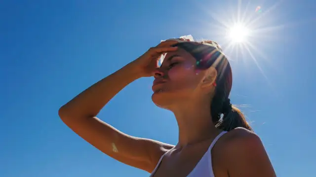 Jakie leki na przegrzanie organizmu? Skuteczne sposoby i pierwsza pomoc