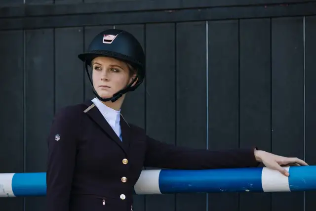 Najlepsze pokrowce na kask jeździecki - styl, ochrona i funkcjonalność