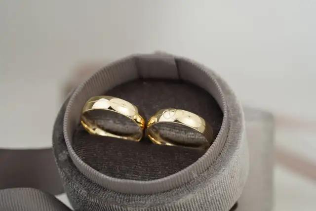 Jak zmniejszyć obrączkę bez ryzyka uszkodzenia i z zachowaniem estetyki