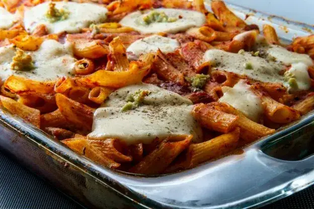 Pasta al horno: Recetas jugosas y trucos expertos para un plato 10