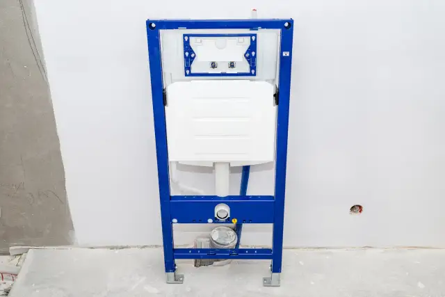 Wysokość montażu stelaża WC: Jak uniknąć błędów i zyskać komfort?