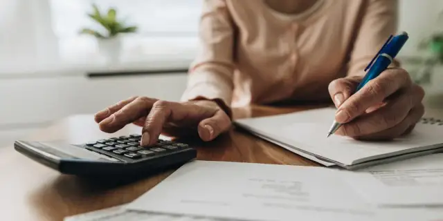 Jak uniknąć podatku od sprzedaży samochodu: 5 skutecznych sposobów