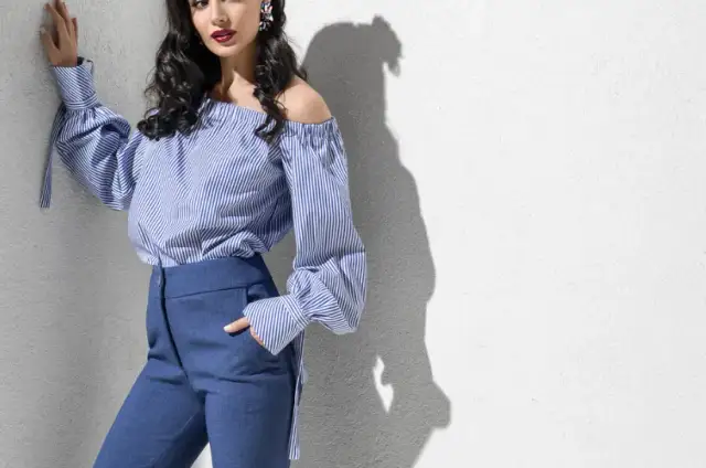 Granatowe spodnie: Jakie bluzki wybrać, by zachwycić stylem?