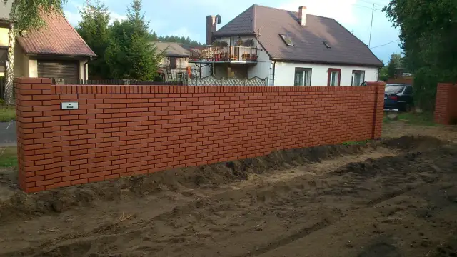 Jak używać zaprawy szamotowej, aby uniknąć błędów i osiągnąć trwałość konstrukcji