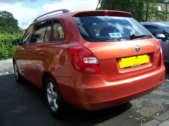 Skoda Fabia 2 pojemność baku - ile litrów paliwa naprawdę zmieścisz?