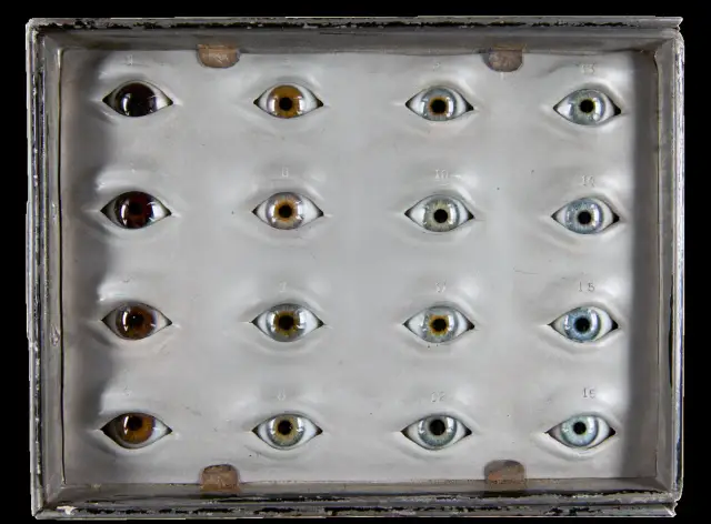 Nie wiem jaki mam kolor oczu – jak go określić i dlaczego to ważne