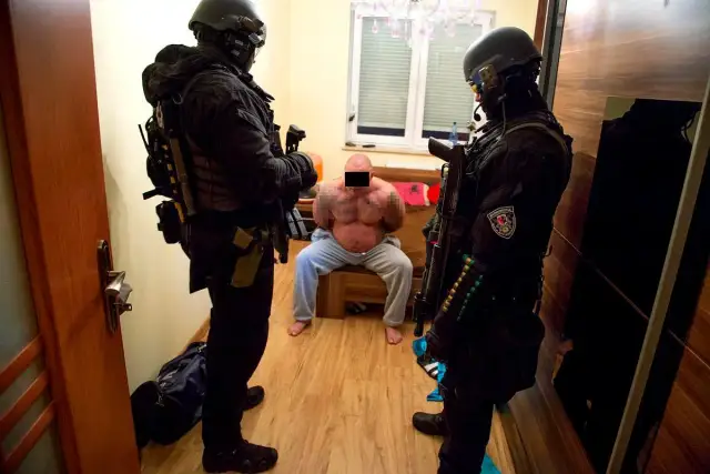 Jak pozbyć się agencji towarzyskiej w bloku i odzyskać spokój