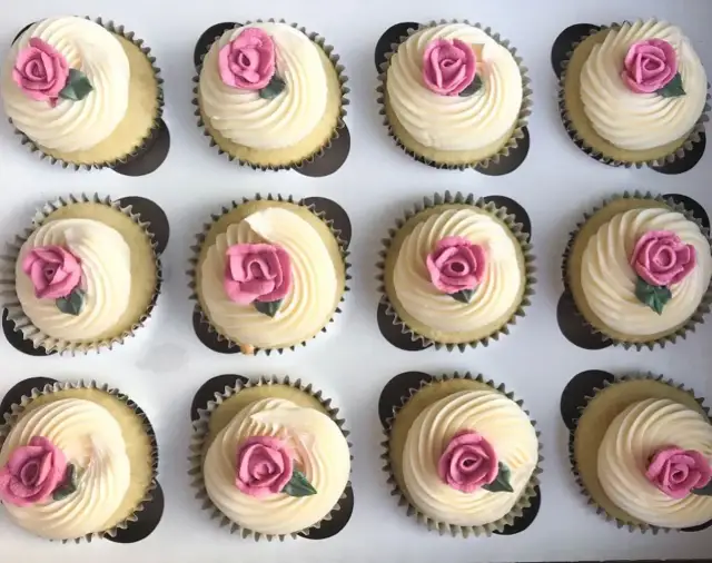 Jak używać wybielacza Wilton, aby uzyskać idealne kolory w wypiekach