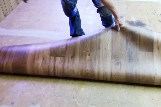 Jak położyć wykładzinę pcv na betonie bez błędów i problemów