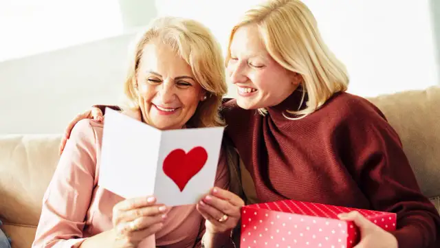 Co kupić starszej osobie, aby sprawić jej radość i komfort?