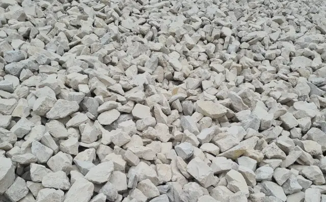 Co to jest kruszywo budowlane? Klucz do jakości w budownictwie