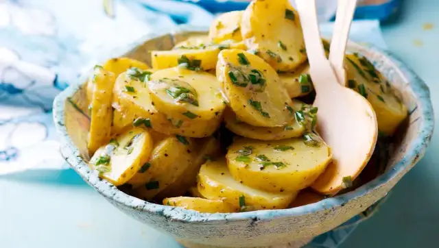 Salade de pommes de terre: Mes secrets pour la réussir à coup sûr.