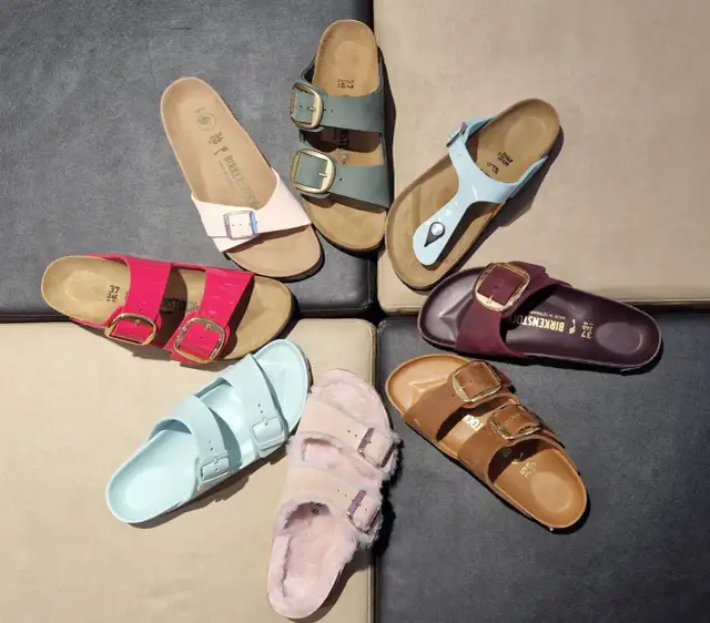 Sandały na haluksy: Jak wybrać stylowe i wygodne buty na lato?