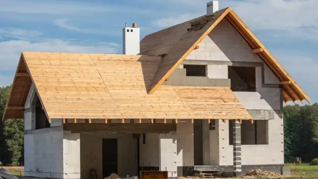 Ile cegły na dom 150 m – oblicz dokładnie i uniknij kosztów