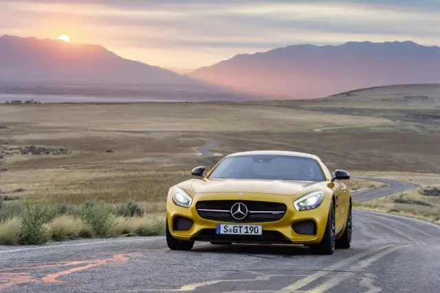 Mercedes-AMG GTS (2026): Król szos? Ceny, usterki, rywal 911!