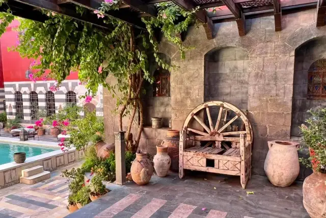 Czy w Syrii jest bezpiecznie? Rzeczywistość, która przeraża podróżnych