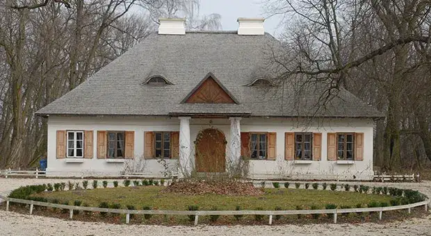 Sokule dworek - tajemnice i historia szlacheckiego majątku