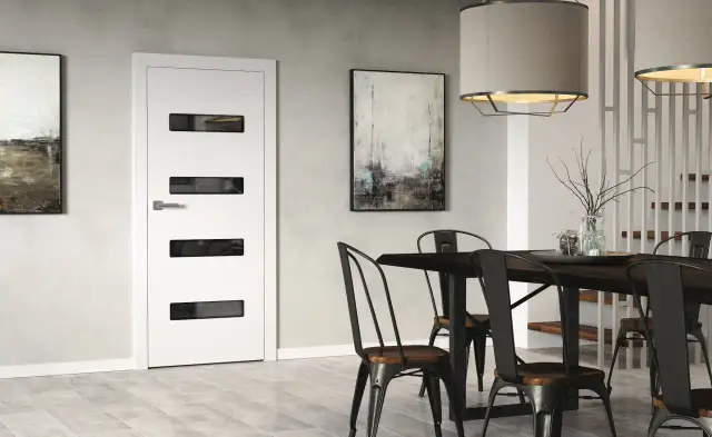 Jaki otwór pod drzwi 70 z ościeżnicą regulowaną? Kluczowe wymiary do instalacji